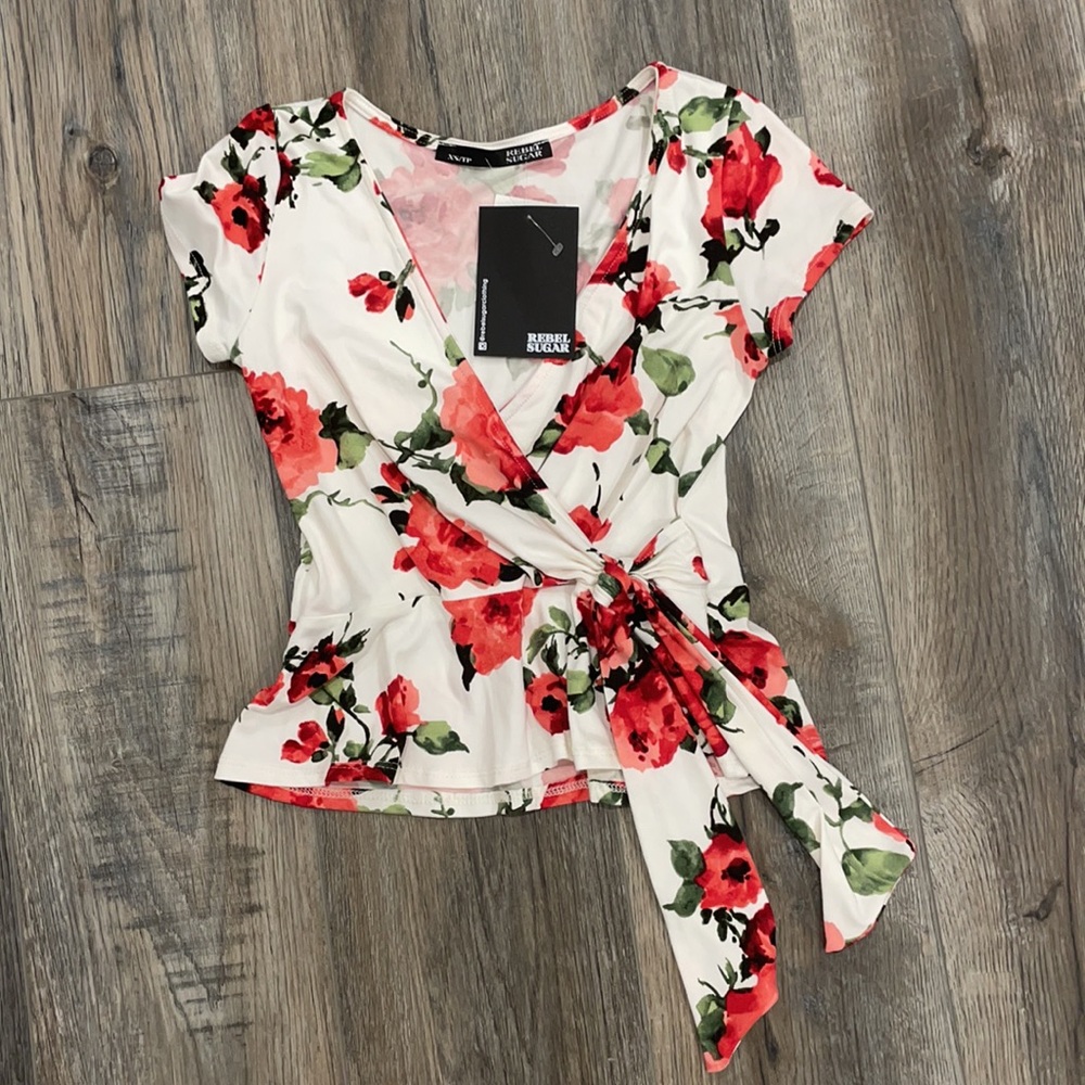 BNWT top